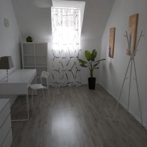 Galeriebild der Unterkunft Megena in Mayen + 4 Fotos