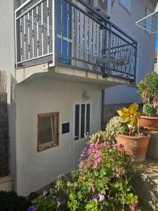 Balkón nebo terasa v ubytování Apartman Sara-Vis