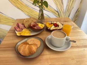 Comida no apart-hotel ou em algum lugar perto