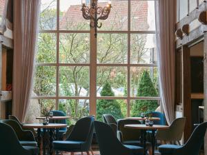 Ein Sitzbereich in der Unterkunft Hotel Schnitterhof