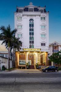 El edificio en el que está el hotel