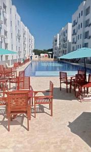 Poolen vid eller i närheten av Apartamento en Coveñas con piscina