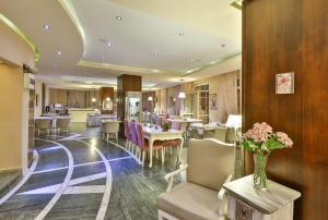 Posezení v ubytování Buyukada Princess Hotel