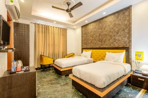 Postel nebo postele na pokoji v ubytování Lime Tree Hotel Huda City Centre - Gurugram, Sector 29