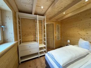 Postel nebo postele na pokoji v ubytování Hotel Hochfirst