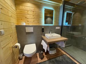 Koupelna v ubytování Hotel Hochfirst