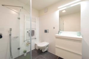 LUXURY NEW-3BDR 3BTH SAUNA!CITY CENTER 1072 Budapest, 1072 Erzsébet Körút 22 kép - 2