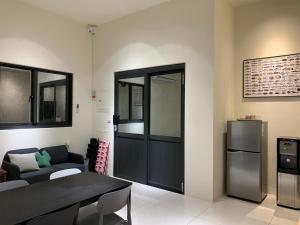 Kuchyň nebo kuchyňský kout v ubytování Fish Tears B&B + 37 fotografií