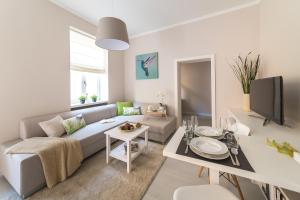 A seating area at H75 Apartments Kosice Centre