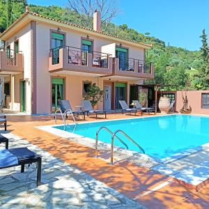 Bazén v ubytování Okeanis Apartments & Suites Adults Only nebo v jeho okolí