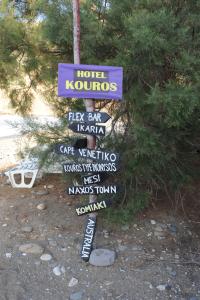 Certifikát, hodnocení, plakát nebo jiný dokument vystavený v ubytování Kouros