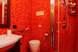 A bathroom at Casa Relax Mondello