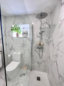 Phòng tắm tại Fantástico T3 Porto - 6 Pessoas +12 ảnh