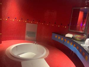 Un baño de You Want Motel