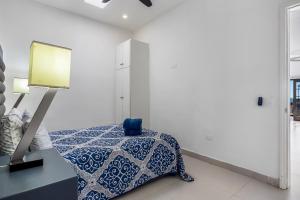Una cama o camas en una habitación de Jr Suite 1 - Playa Arcangel 36 fotos más
