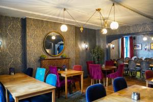 Galeriebild der Unterkunft The Bluebell Country Inn, Crickhowell in Crickhowell