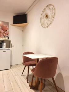 Dapur atau dapur kecil di Le studio des Ambans