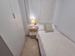 Galeriebild der Unterkunft Apartamento en primera línea, Les Palmeretes in Sueca + 10 Fotos