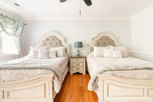 Postel nebo postele na pokoji v ubytování Copeland Château