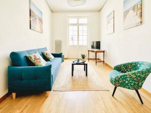 Posezení v ubytování Appartement souplex en plein cœur des Sables dOlonne - 4 pers + 6 fotografií