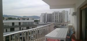 Nespecifikovaný výhled na hory nebo výhled na hory při pohledu z apartmánu