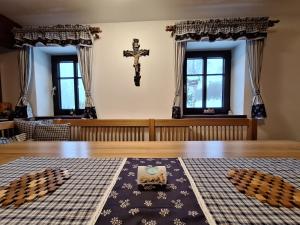 Postel nebo postele na pokoji v ubytování Chalupa U Křížku Říčky v Orlických horách