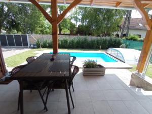 Bassein majutusasutuses Relax Apartment või selle lähedal