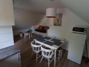 Köök või kööginurk majutusasutuses Relax Apartment