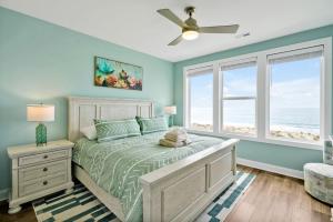 Postel nebo postele na pokoji v ubytování Aquila West + 135 fotografií