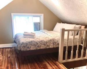 Foto sihtkohas Cleveland asuva majutusasutuse The House Hotels - W20TH - Three Bedroom, Near West Side Market and Downtown Cle galeriist +39 fotot