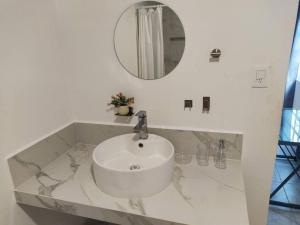 Ένα μπάνιο στο Alojamiento con 4 habitaciones Veracruz
