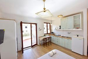 Gallery image of Mak charming close to the sea in Funtana