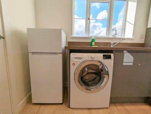 Φωτογραφία από το άλμπουμ του 3-Bed, Sleeps 5, 3 Bath, Parking, WiFi σε Watton