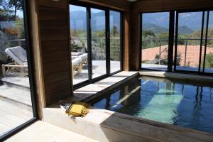 Piscine de l'établissement A Camerina ou située à proximité