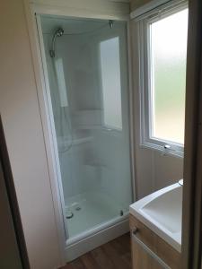 Koupelna v ubytování Escale Douceur à Camiers