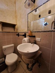 Bilik mandi di Central Hostel Boutique