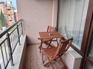 Balkón nebo terasa v ubytování Апартаменти Bella Deluxe