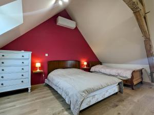 Ένα ή περισσότερα κρεβάτια σε δωμάτιο στο Gîte Arpheuilles, 3 pièces, 5 personnes - FR-1-591-169