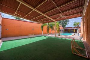 Hermosa Casa con Alberca 1 Habitación tesisinde veya buraya yakın yüzme havuzu