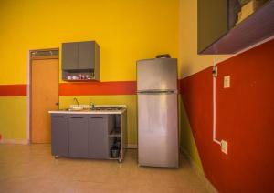 Кухня или мини-кухня в Hermosa Casa con Alberca 1 Habitación
