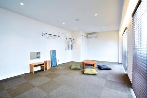 SOUTH EAST INNにあるテレビまたはエンターテインメントセンター