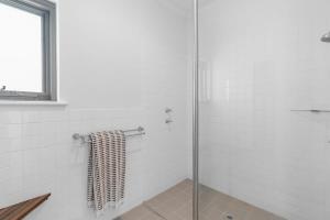 Samphire Middleton-Beach - BYO Linen - Wi-Fi-Luxury-Family衛浴