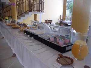 Makanan di atau berdekatan inn ini