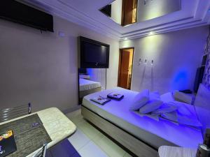 TV a/nebo společenská místnost v ubytování Motel Só Love 1