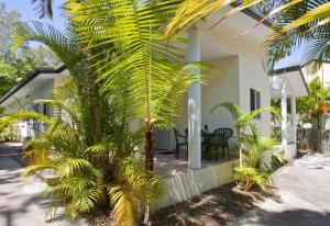 Zahrada ubytování Breakaway - Bright and Breezy Studio with Communal Pool, Near Agnes Water Main Beach