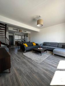 พื้นที่นั่งเล่นของ 2 Floor Villa in Alsancak, Kyrenia