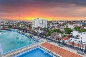 Πισίνα στο ή κοντά στο 1O1 STYLE Yogyakarta Malioboro