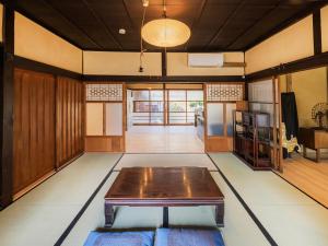 Fotografie z fotogalerie ubytování Tetsu-juro former Ogunis residence , Himeji Castles back parlor-like"400-year-old inn" v destinaci Fukusaki