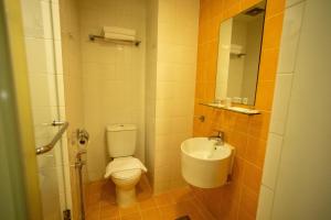 Koupelna v ubytování Citrus Hotel Johor Bahru by Compass Hospitality