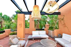 Fotografia z galérie ubytovania Luxury 4 BD Penthouse with Private Pool by Hostlovers v Marbelli + 35 fotografií